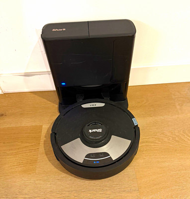 Shark Robot Vacuum