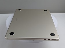 Apple MacBook Air M2 8C CPU 8C GPU 13.6" 2022 READ 16