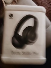 Casque Bluetooth sans fil Beats by Dr. Dre Studio Pro - Noir MQTP3LL/A