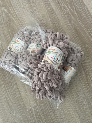 alize Puffy Wolle  500 gr. Color 268