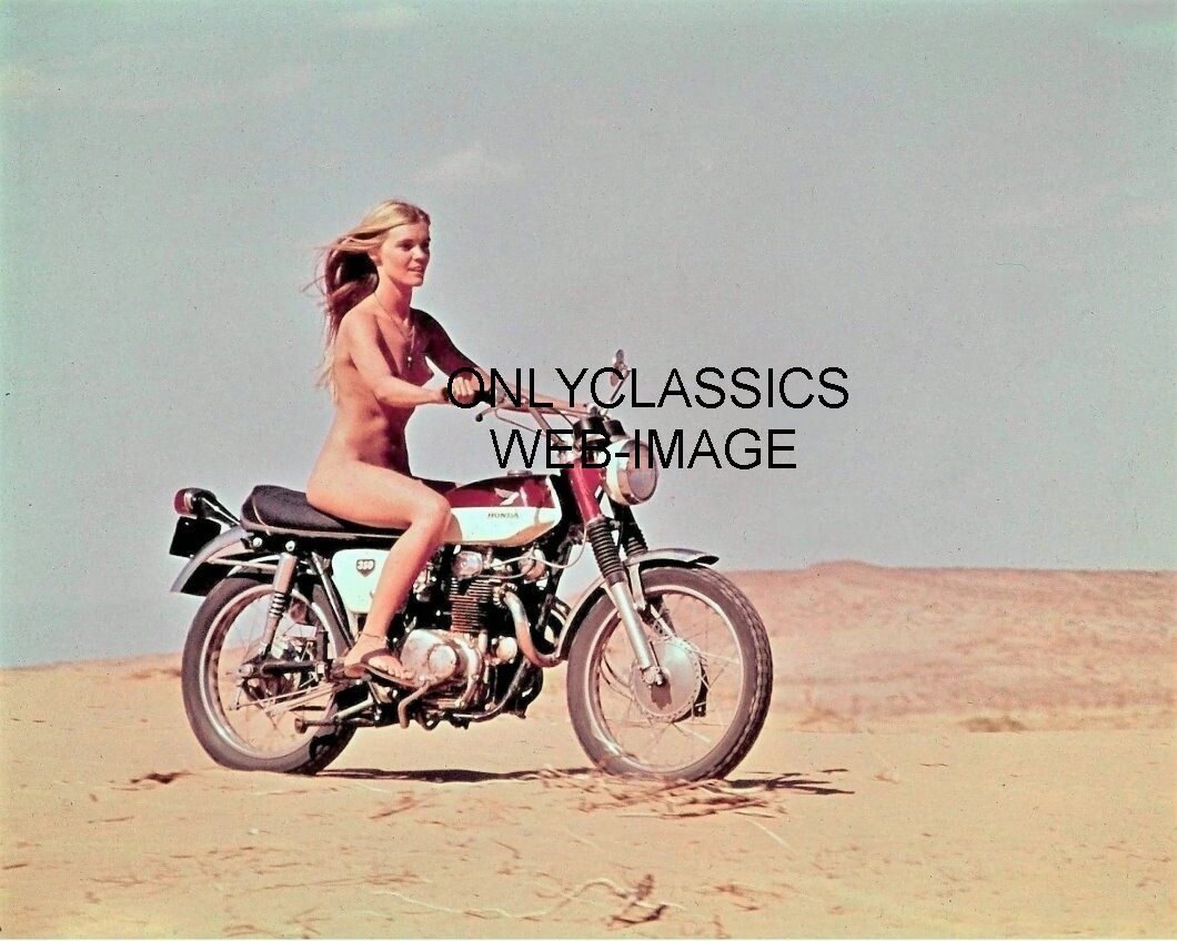 1971 VANISHING POINT SEXY ACTRESS GILDA TEXTER ON HONDA 350 MOTORCYLE 8X10  PHOTO | eBay