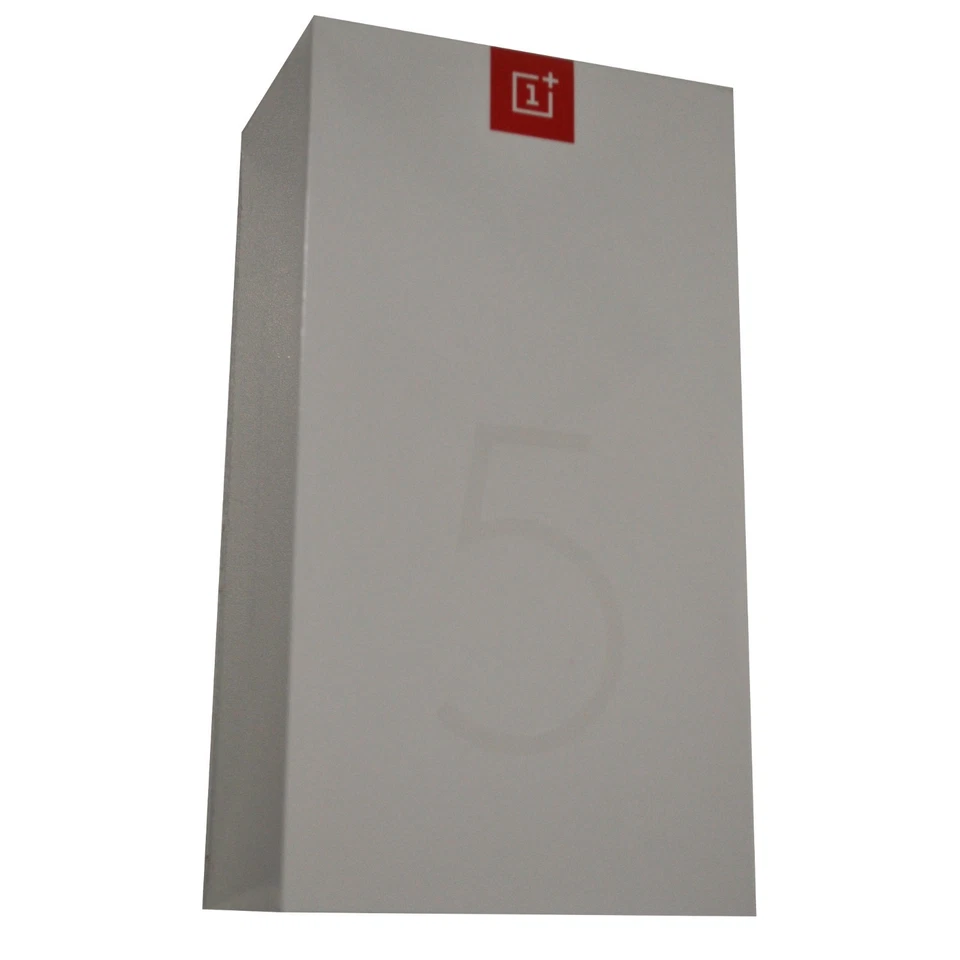 New 5.5" OnePlus 5 A5000 128GB Dual-SIM Midnight Black Factory Unlocked 4G OEM - Image 3 of 3