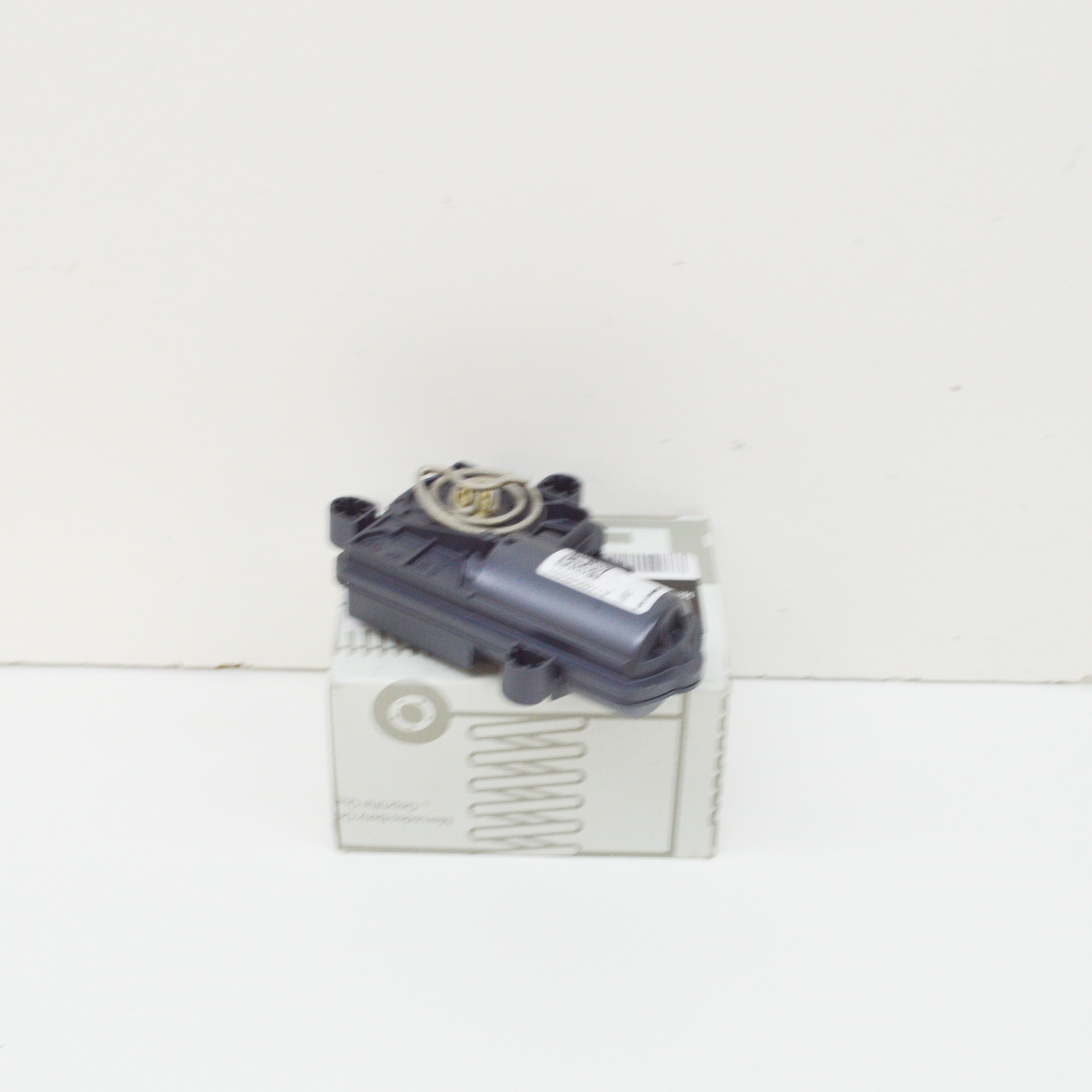 MERCEDES-BENZ CLA Coupe C117 AMG Exhaust Flap Actuator A1769060501  