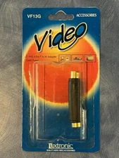 Luxtronic S-VHS 4-Pin Female to Male Adapter