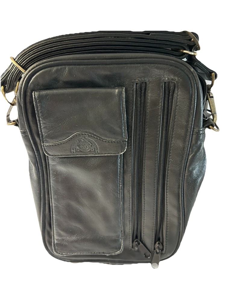 Dopp Designer  Leather Travel Bag  Men's (Shoulder/Crossbody style)