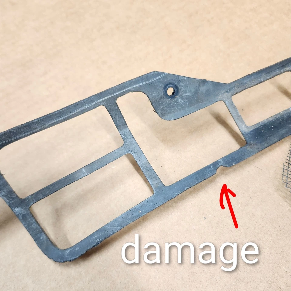 84-96 C4 Corvette Windshield Wiper Arm Cowl Screen Cover LEFT Drivers OEM Flaw - Изображение 2 из 4