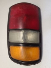 2004-06 Chevrolet Suburban 1500 Rh Passenger Right Tail Light 15113218 15832092