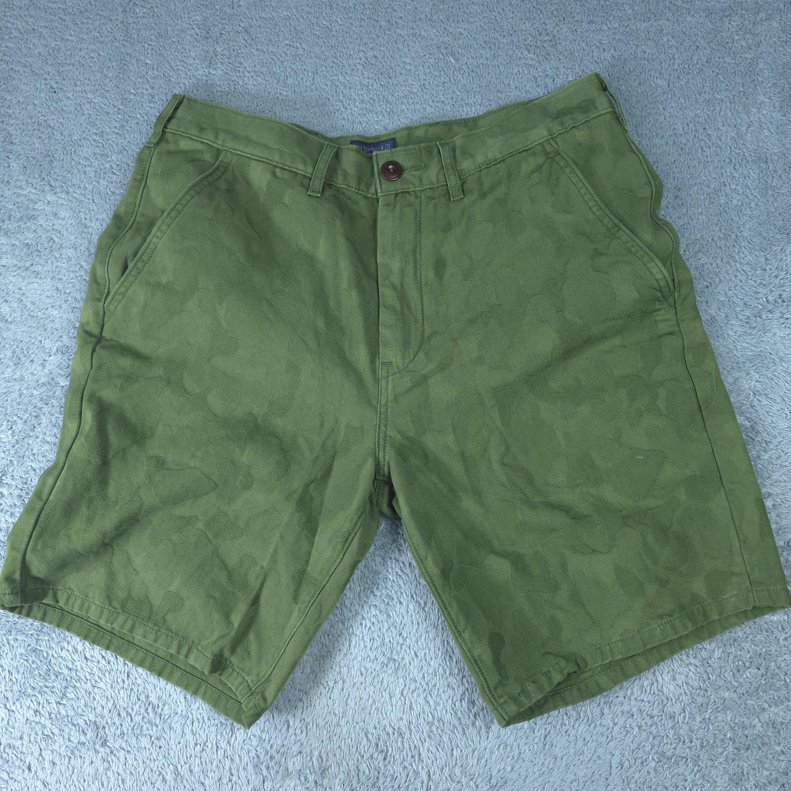 Levi Strauss & Co Shorts Mens 36 Green Camo Chino 9 Inseam Casual Summer