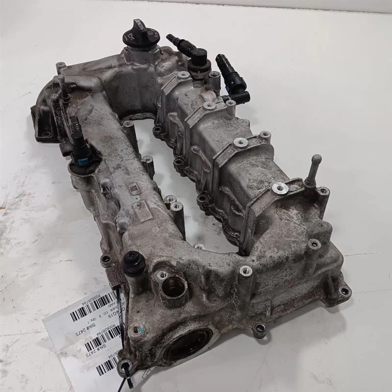 Buick Encore Engine Cylinder Head Valve Cover  1.4L 2018 2019 2020 - Image 2 of 4