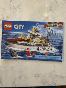 LEGO CITY: Fishing Boat (60147)