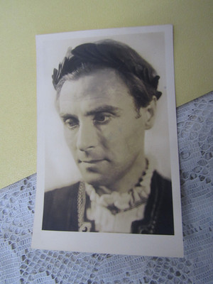 um 1930  Fot. Berger Dresden Seestr. 21 : Schauspieler HEINZ KLINGENBERG