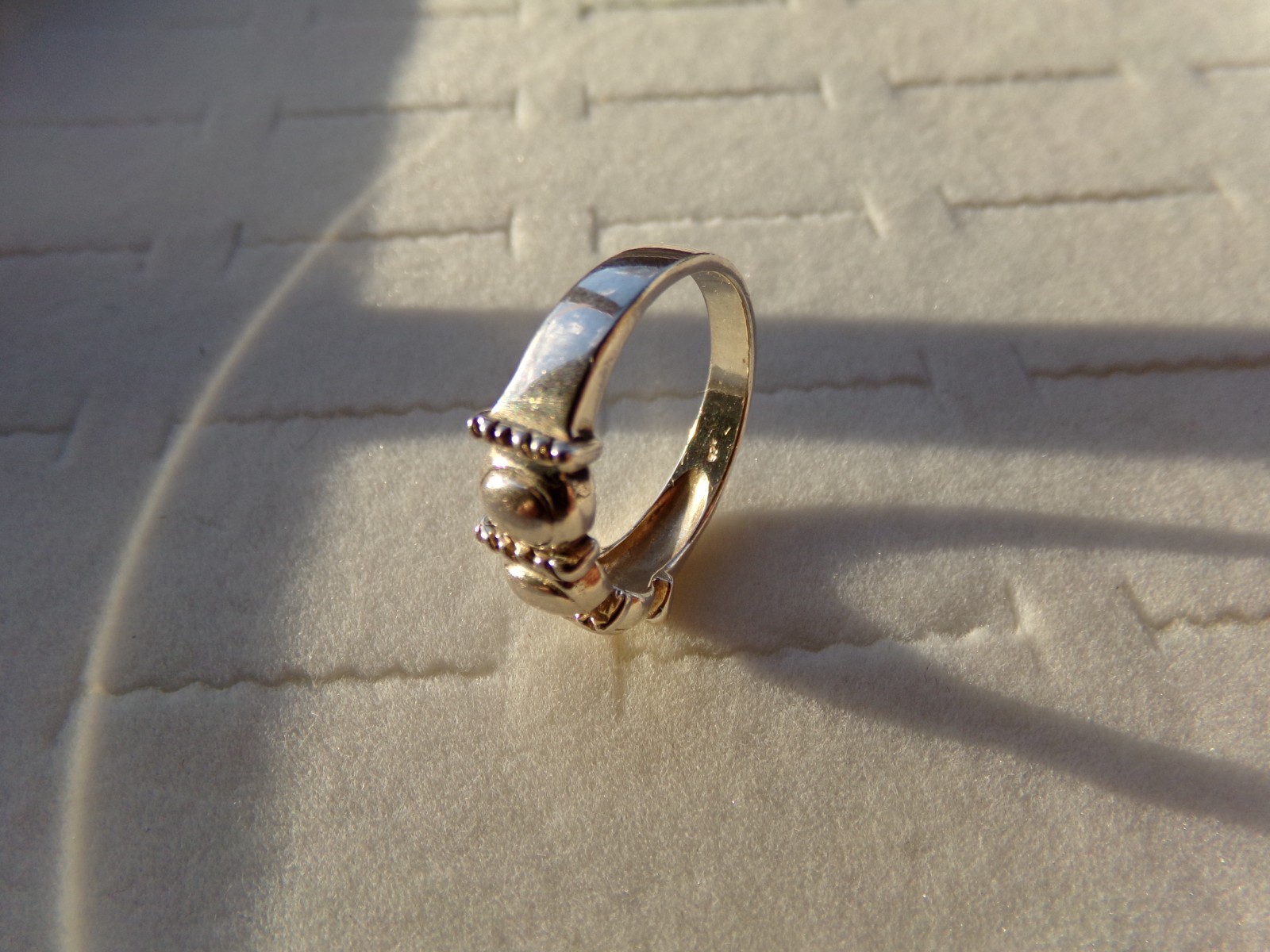 Solid Sterling Silver 925 Ring Size 8.25 - image 3