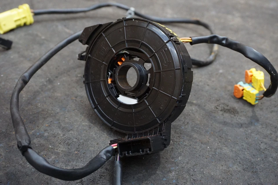 Columna de dirección bobina de resorte de reloj 23193462 OEM Cadillac Escalade ESV 2015-18 Foto 2 de 4