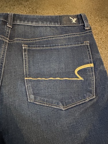 American Eagle Dark Wash Super Stretch Super Hi-Rise Shortie Jean Shorts Size 16 - Picture 6 of 6