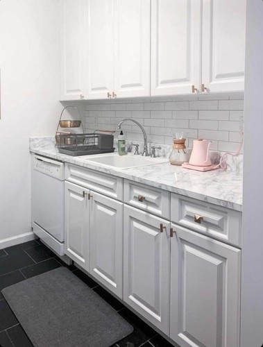 Papel de contacto para encimera de mármol blanco gris impermeable pelar y pegar 36" x 15' - Imagen 6 de 9