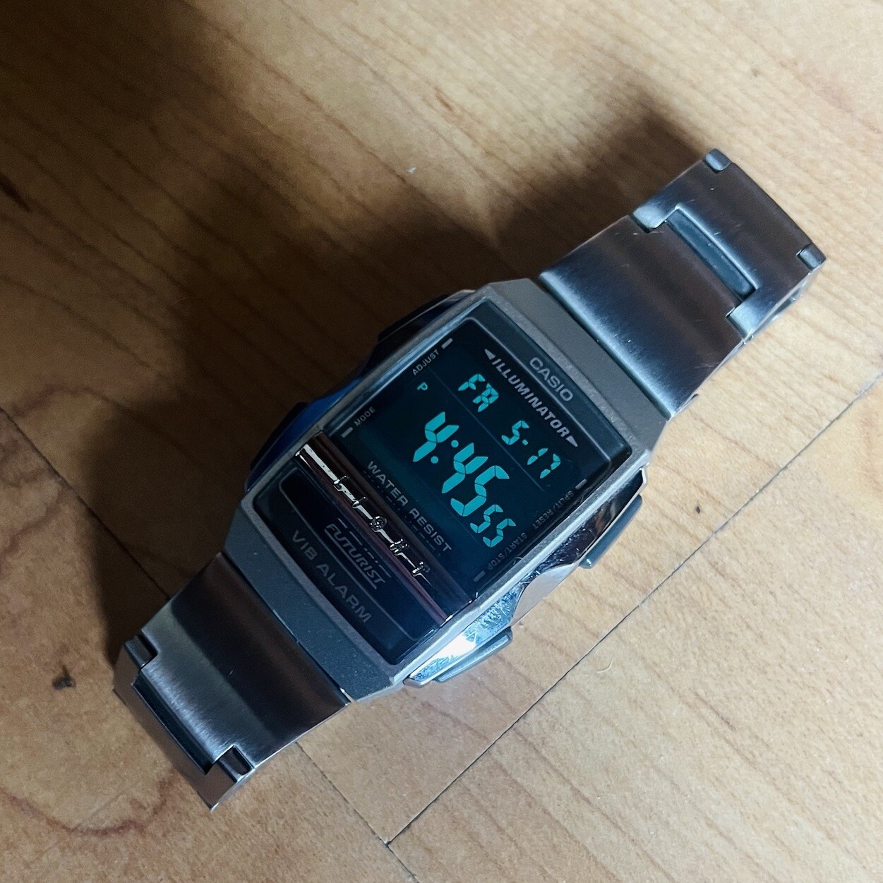 CASIO Futurist Watch with Vibration Alarm A220 eBay