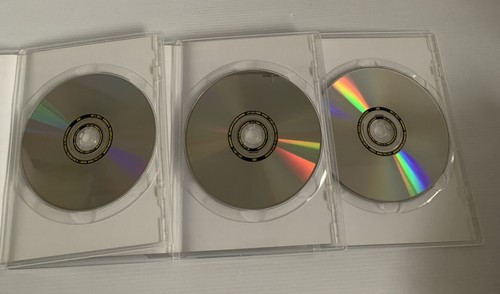 Magnum P.I. DVD Seasons 1,2,3 & 4 Tom Selleck Region 1 - Picture 8 of 13