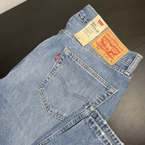 Levi's Men's 505 Regular Fit Jeans - Light Wash - Picture 4 of 11