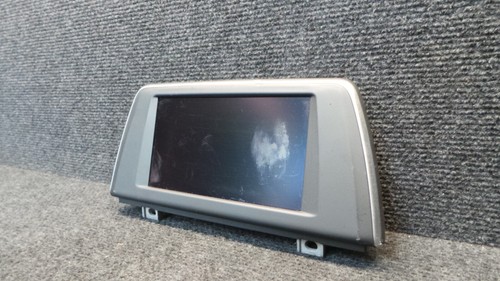 2L37A24 *  BMW 2er F45 F46 Central Navigation Monitor Navi Bildschirm 6834913