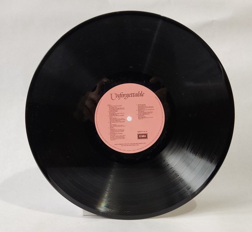 Unforgettable: 18 Love Songs - Nina Simone, Peggy Lee - Music Vinyl Record - Picture 3 of 4