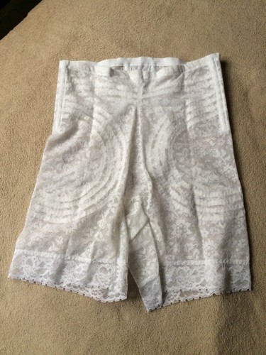 RAGO 3X White Lacette Extra Firm High Waisted Long Leg Girdle # 17-0102-8 NWT - Picture 9 of 9