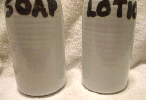 Vintage~Don Brimberry Pottery~Soap & Lotion Dispensers~Signed~Not Used - Picture 5 of 17