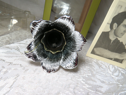 MICHAEL ARAM SILVER & GOLDTONE METAL BELLFLOWER ORNAMENT BELL FLOWER NEW IN BOX - Picture 10 of 13