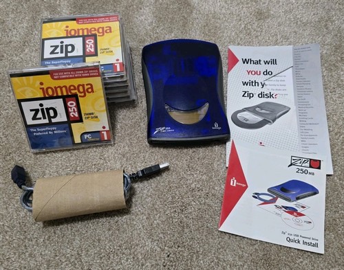 iomega Zip 250 USB Bus Lecteur Externe avec Câble de Transfert et Plusieurs Disques