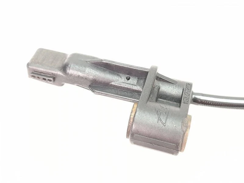 2004 BMW 330ci 330i 325i 325ci E46 Front Right Wheel Speed Sensor ABS Pulse - Image 2 of 4