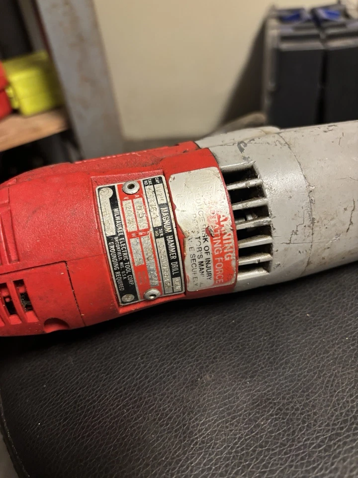 Milwaukee 5376-1 Corded Keyless 1/2" Magnum Hammer Drill Heavy Duty - Image 2 of 3