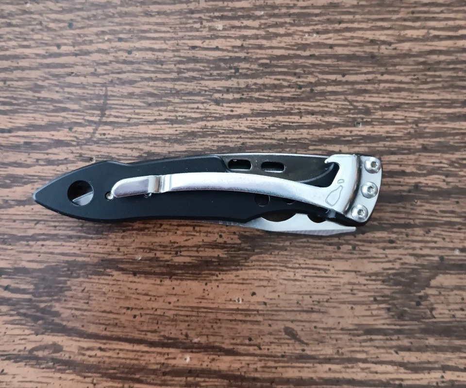 LEATHERMAN, Skeletool KB Pocketknife Straight Edge, Stainless Steel Blade, Black - Image 4 of 4