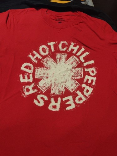 Red Hot Chili Peppers Band T-SHIRT 👕 Medium  - Picture 1 of 8