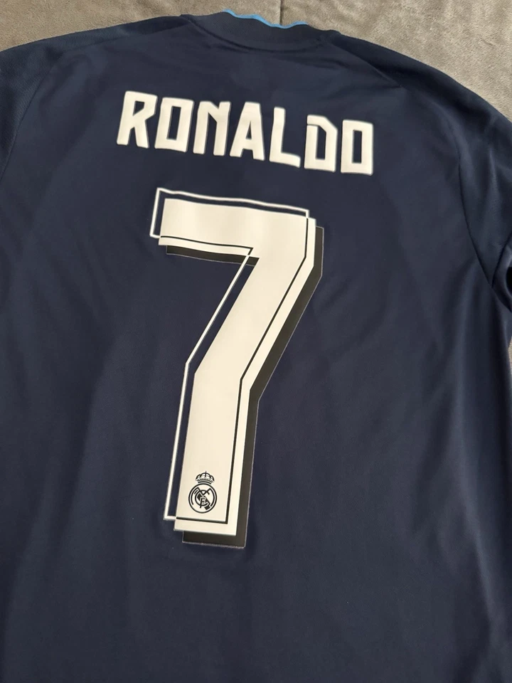 Adidas Real Madrid 15/16 Ronaldo Adizero UCL Match Jersey Shirt Trikot Small - Image 3 of 4