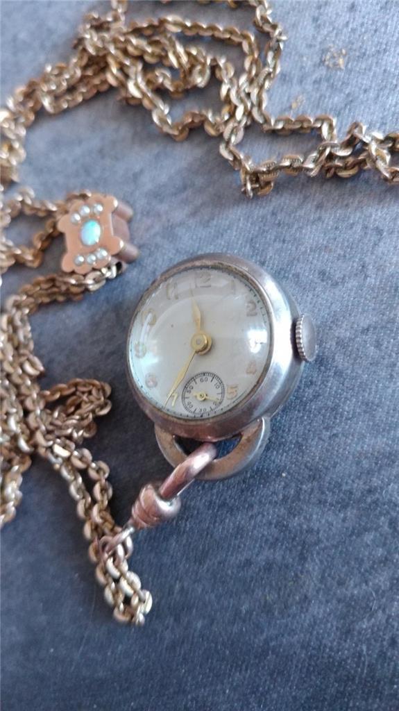 VINTAGE ESSEX SLIDE CHAIN NECKLACE WATCH RUNNING AND KEEPING TIME