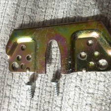Whirlpool AMB 575 K/G Integrated Fridge door fix plate and screws
