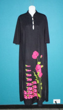 Vtg 70s Lorraine 100 Nylon Caftan Nightgown Black W/ Pink POPPIES Sz M