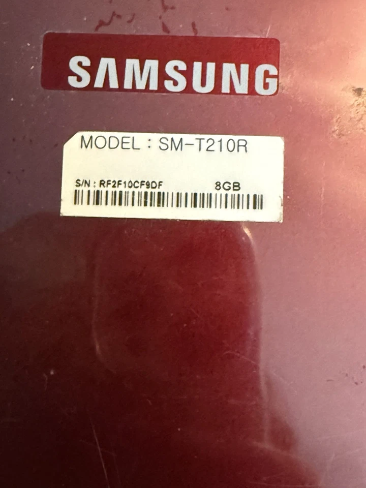 Samsung Galaxy Tab 3 SM-T210R 8GB, Wi-Fi, 7 дюймов - красный, (без питания) трещины экрана - Изображение 2 из 4