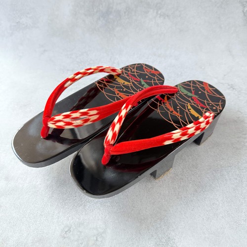 Vintage Japanese Geta Sandals 1960s Black Lacquer Wave Red Hanao Osaka