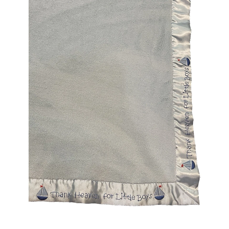 Manta de bebé de colección azul Thank Heaven for Little Boys satinado velero polar Foto 3 de 4