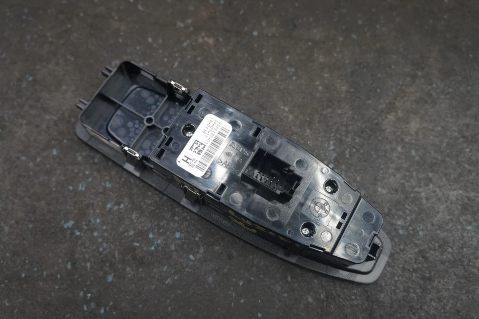 Interruptor espejo ventana puerta delantera izquierda 61319362126 BMW M235i 230 228 F22 2016-18 Foto 2 de 3