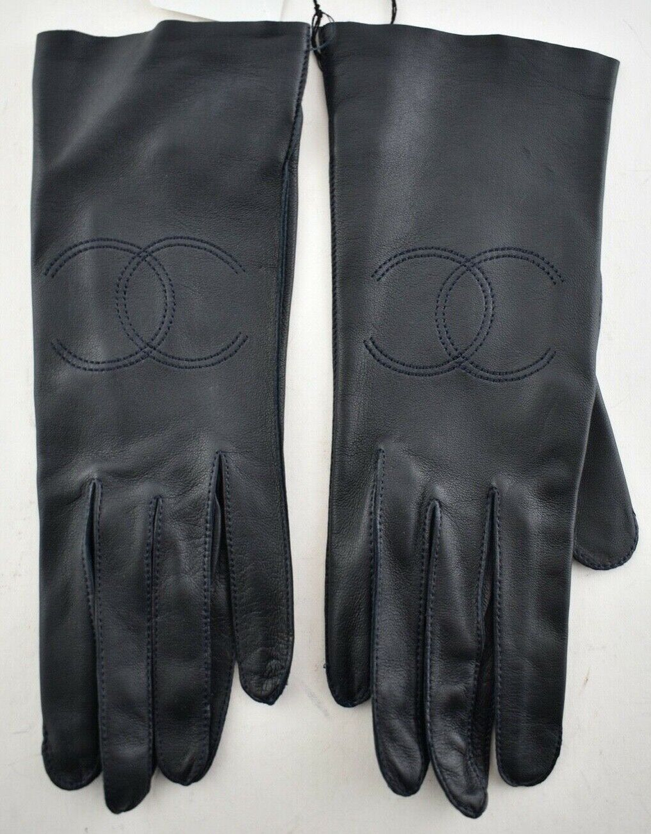 Chanel 18A Dark Navy Blue Lambskin Leather CC Stitch Logo 5 Finger