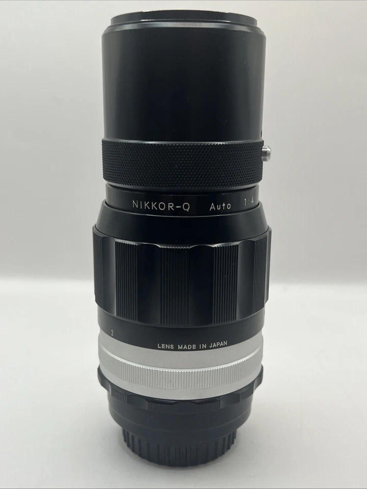 Nikon 200mm f/4 Telephoto Lens NIKKOR-Q  w/caps & Leather Nippon Kogaku Case - Image 4 of 4
