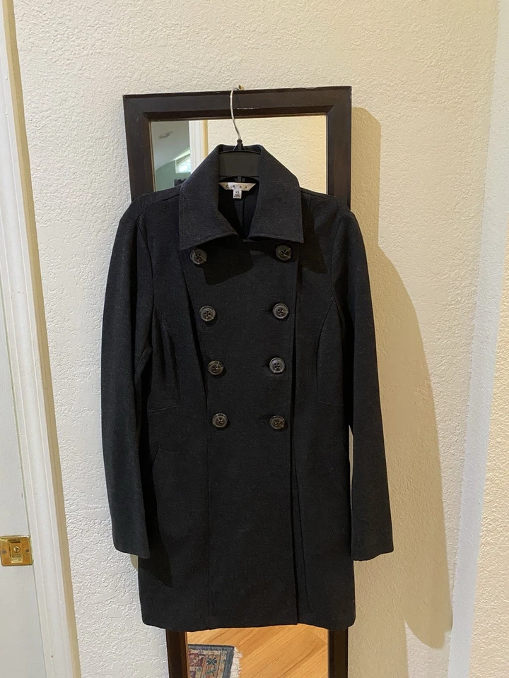 Chaqueta para mujer Cabi gris oscuro con botones XS con bolsillos doble pecho Foto 2 de 4