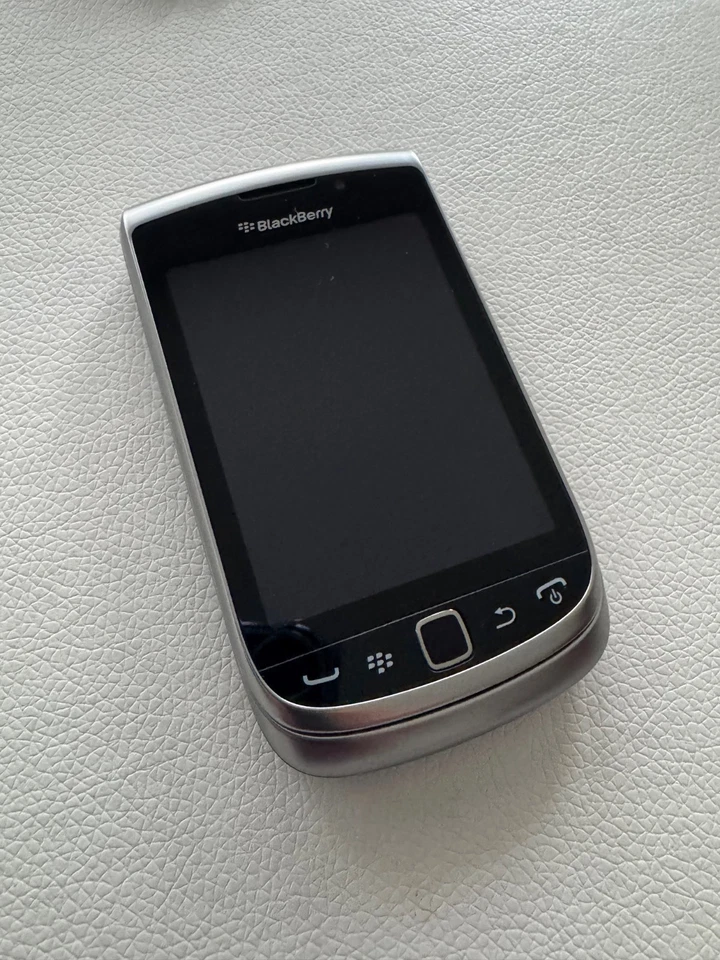 Blackberry Torch 9810 SILVER Slider Smartphone Handy Vintage WIE NEU Kult Retro - Bild 2 von 4