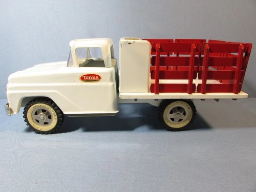 Vtg Original  White & Red Tonka Stake Rack Truck 1963-'64 Exc Original