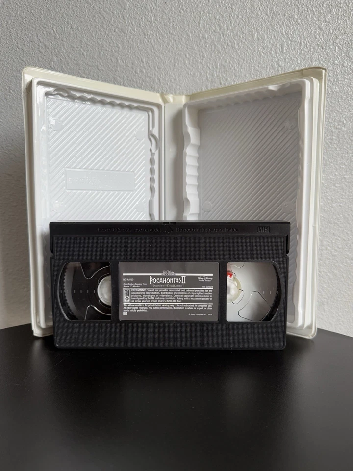 Pocahontas II: Journey To A New World (VHS 2000, Gold Collection Edition) #19850 - Image 2 of 4
