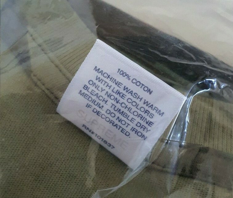 SS20 Supreme Pitbull Tee size L large woodland camo T-shirt New And Unopened  thumbnail 7