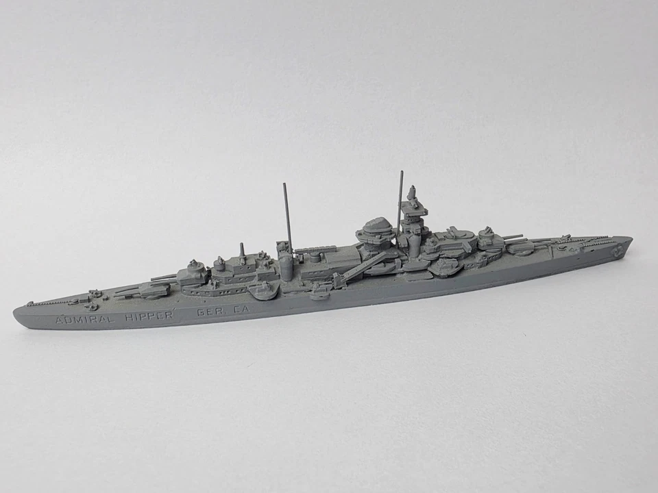 SUPERIOR MODELS ADMIRAL HIPPER GER. CA SCHLACHTSCHIFF SCHIFF SCHÖN!!
