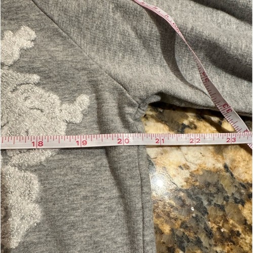 Lucky Brand Women’s Medium Gray Sweatshirt with Embroidered Floral Motif - Picture 6 of 7