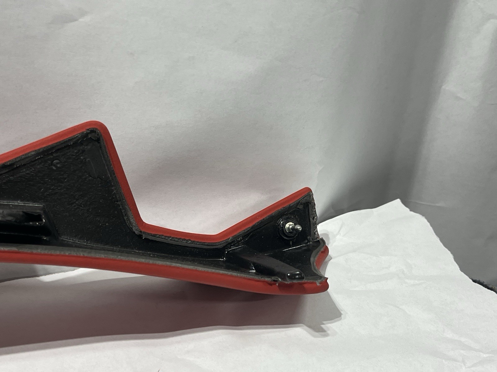 10-15 Maserati GranTurismo M145 Convertible Left Seat Belt Cover Trim RED OEM